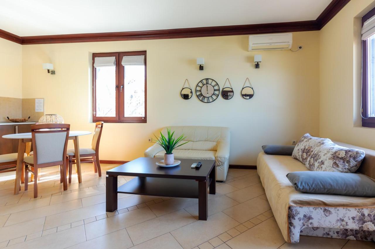 Guest House Slavyanka Sozopol Exterior photo