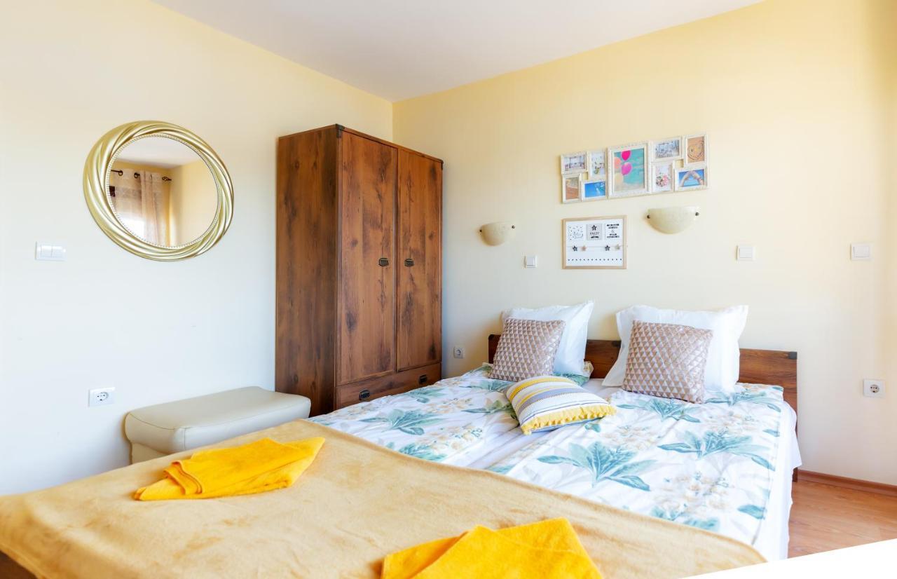 Guest House Slavyanka Sozopol Exterior photo